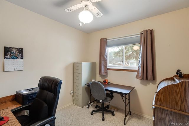 5214 Heath Avenue, Independence Charter Township, MI 48346