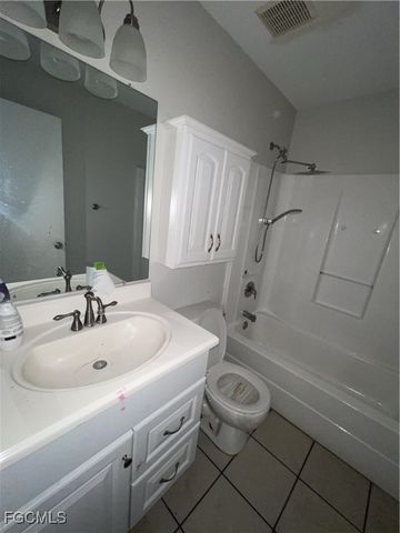 3018 NW 2nd PL, Cape Coral, FL 33993