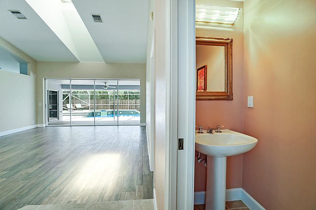 1583 Farmington Avenue, Wellington, FL 33414