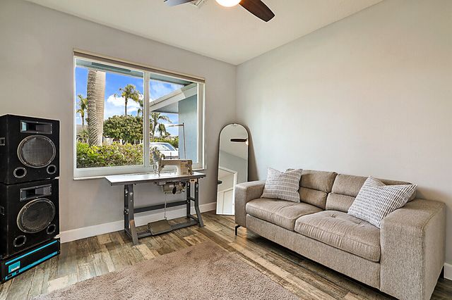 1583 Farmington Avenue, Wellington, FL 33414