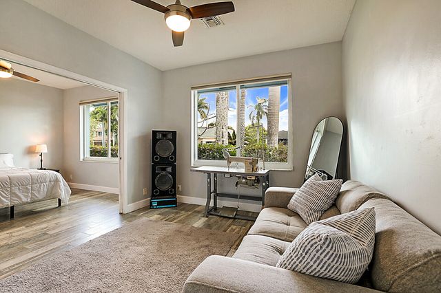 1583 Farmington Avenue, Wellington, FL 33414