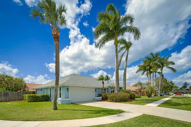 1583 Farmington Avenue, Wellington, FL 33414