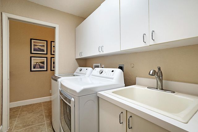 1583 Farmington Avenue, Wellington, FL 33414