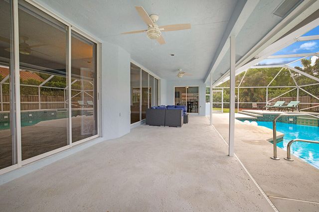 1583 Farmington Avenue, Wellington, FL 33414