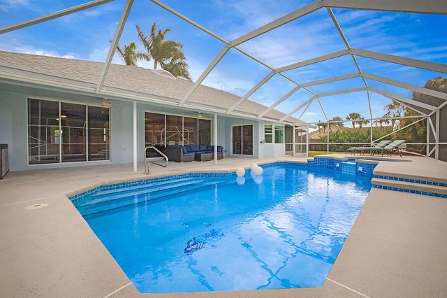 1583 Farmington Avenue, Wellington, FL 33414