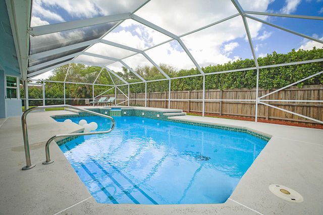 1583 Farmington Avenue, Wellington, FL 33414