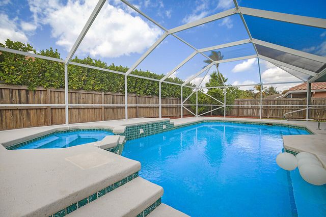 1583 Farmington Avenue, Wellington, FL 33414