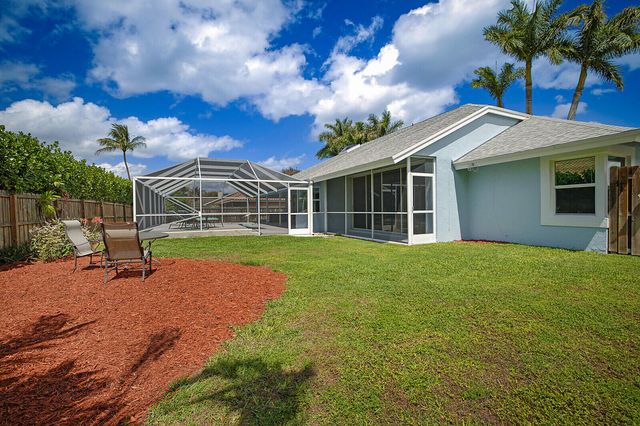 1583 Farmington Avenue, Wellington, FL 33414