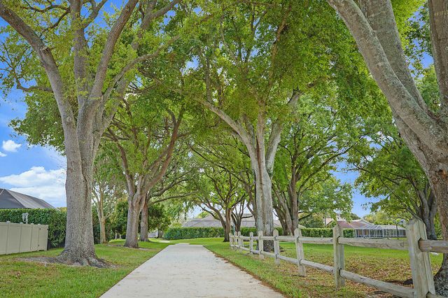 1583 Farmington Avenue, Wellington, FL 33414