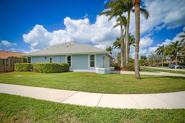 1583 Farmington Avenue, Wellington, FL 33414