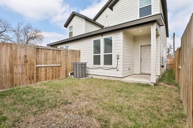 7924 Booker Street B, Houston, TX 77028