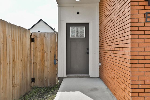 7924 Booker Street B, Houston, TX 77028