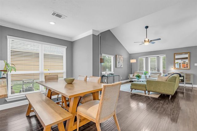 11 Barnstable Place, The Woodlands, TX 77381