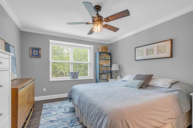 11 Barnstable Place, The Woodlands, TX 77381