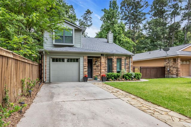 11 Barnstable Place, The Woodlands, TX 77381