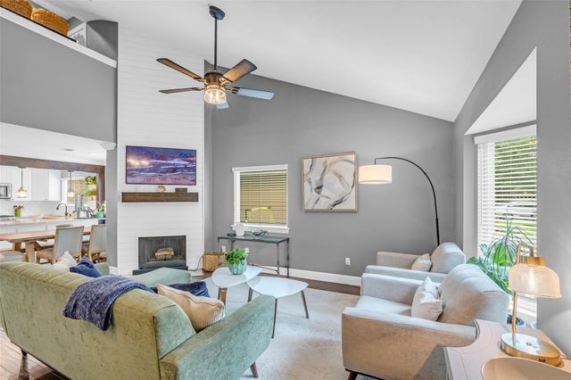 11 Barnstable Place, The Woodlands, TX 77381