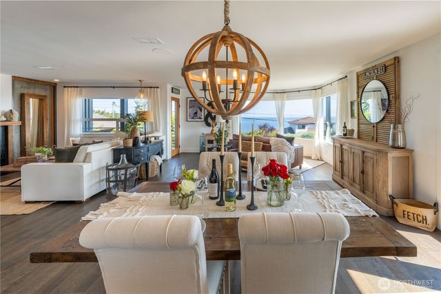 929 W 5th Street, Port Angeles, WA 98363