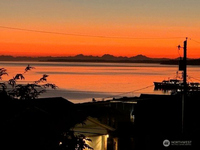 929 W 5th Street, Port Angeles, WA 98363