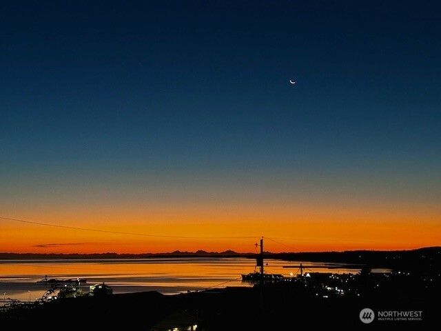 929 W 5th Street, Port Angeles, WA 98363