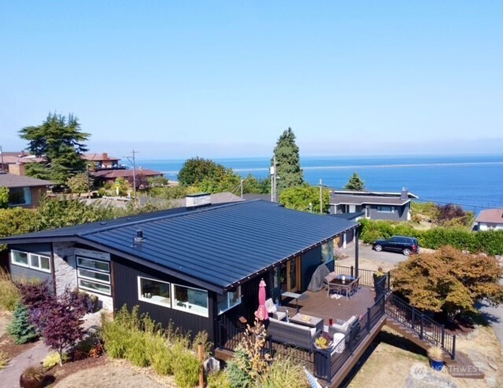 929 W 5th Street, Port Angeles, WA 98363