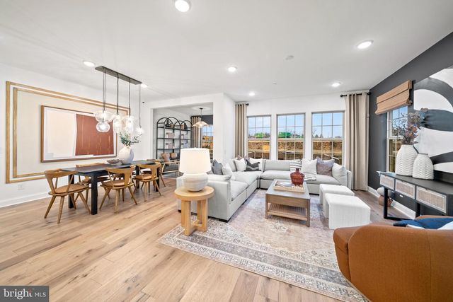 117 SOUTH BUCK TAVERN WAY, Glen Mills, PA 19342