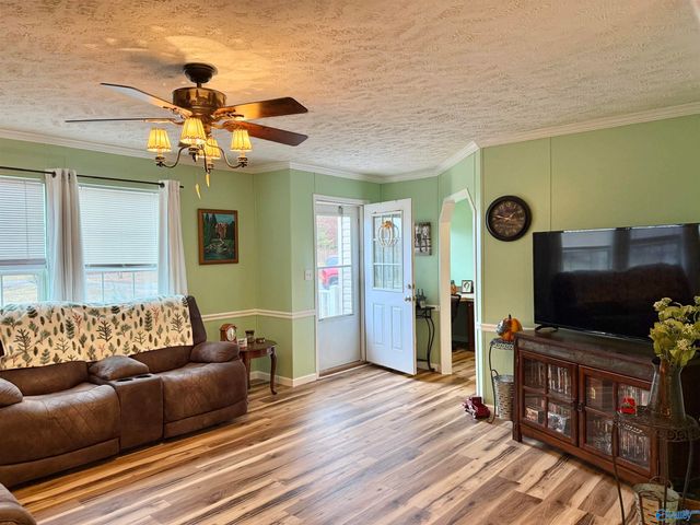 50 County Road 107, Cedar Bluff, AL 35959