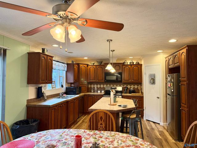 50 County Road 107, Cedar Bluff, AL 35959