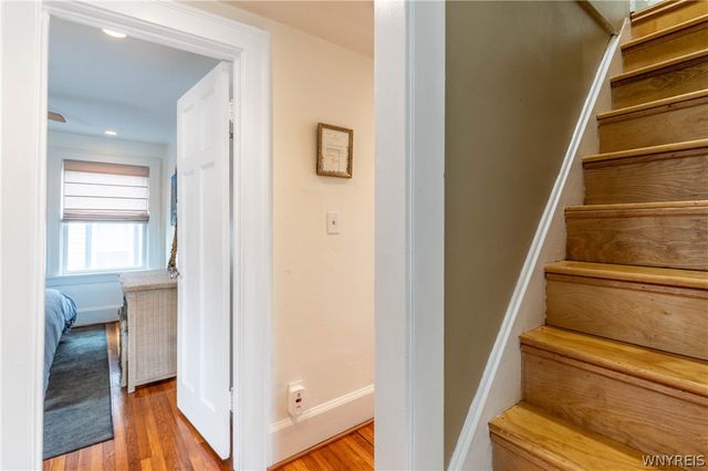 10 Frontenac Avenue, Buffalo, NY 14216