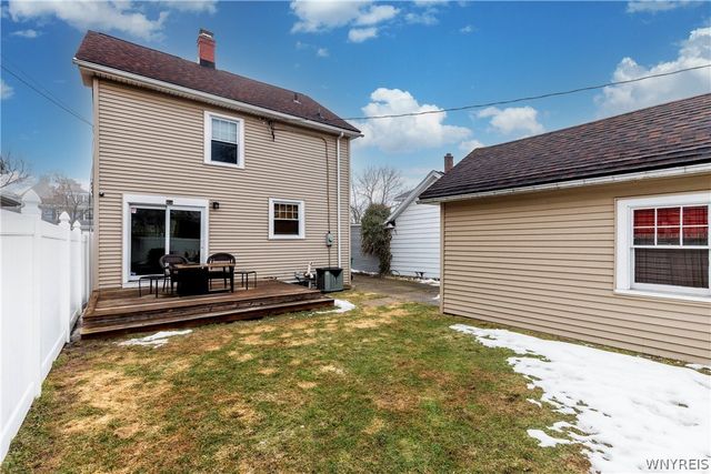 10 Frontenac Avenue, Buffalo, NY 14216