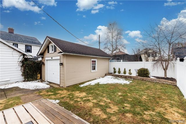 10 Frontenac Avenue, Buffalo, NY 14216