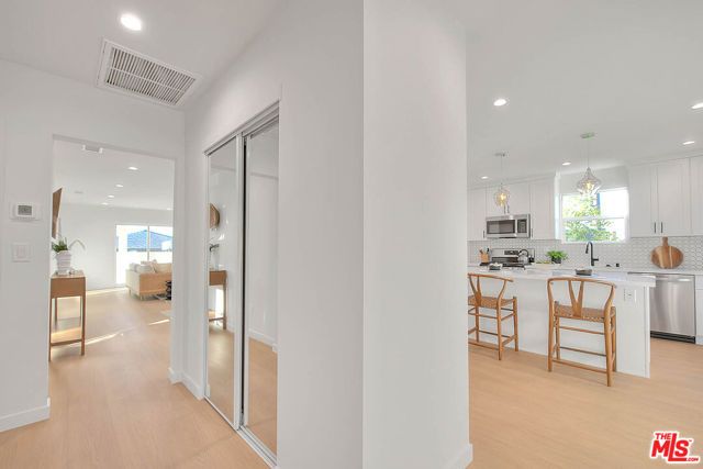 2156 W 108th Street, Los Angeles, CA 90047