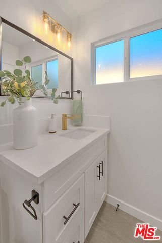 2156 W 108th Street, Los Angeles, CA 90047