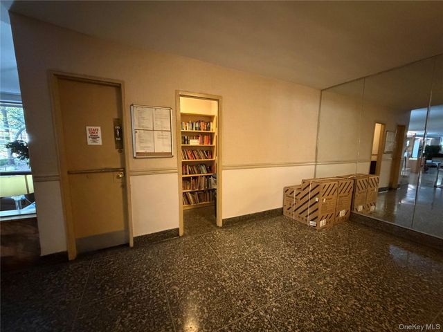 79-10 34th Avenue 7L, Jackson Heights, NY 11372