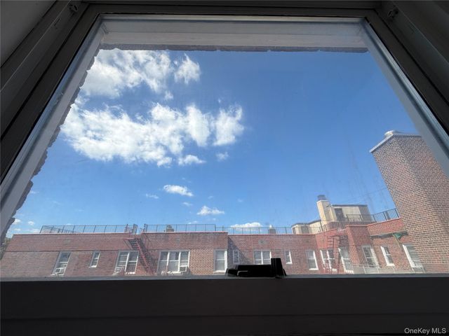 79-10 34th Avenue 7L, Jackson Heights, NY 11372