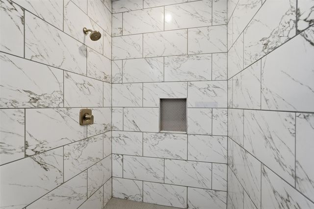 100 WINCHESTER Circle, Gun Barrel City, TX 75756