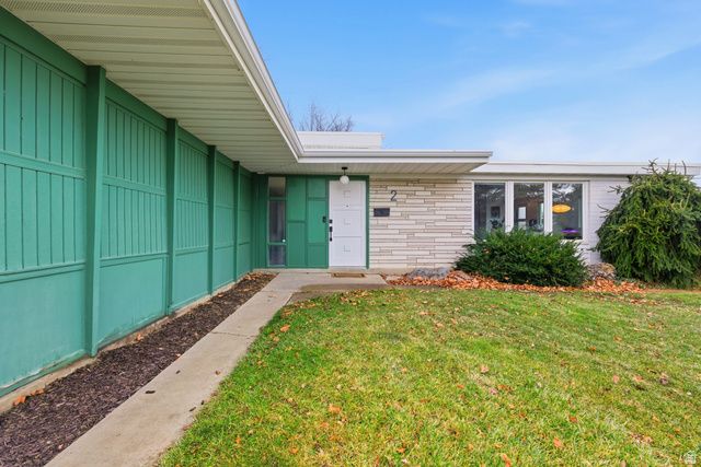 2 E WICKER LN, Bountiful, UT 84010