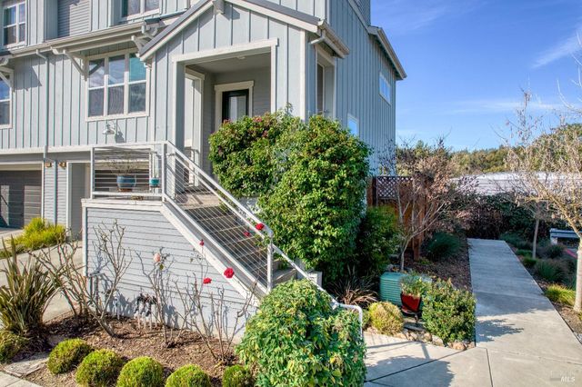 4311 Grant Way, Santa Rosa, CA 95409