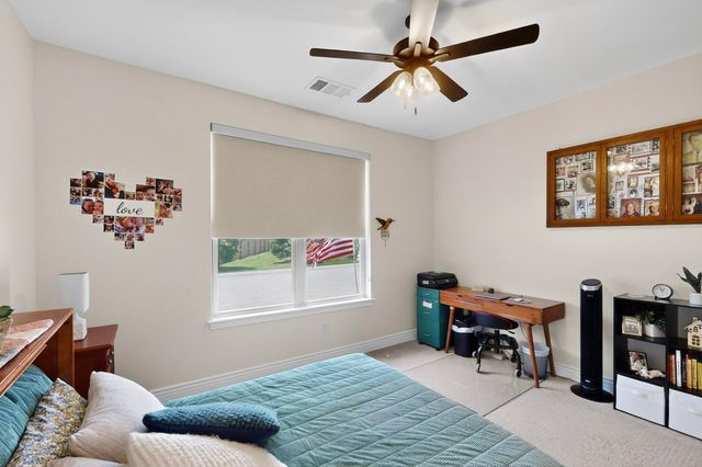 9604 Creekwood Drive, Denton, TX 76207