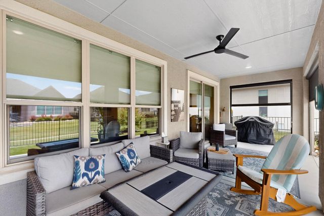 9604 Creekwood Drive, Denton, TX 76207