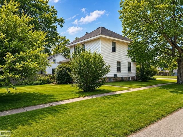 703 Smith Street, Algonac, MI 48001