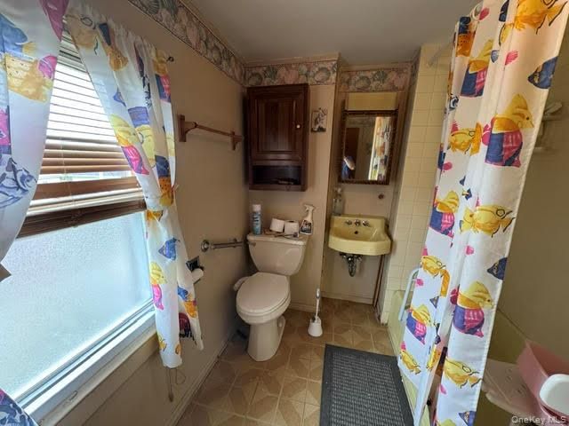 10 Forest Avenue, Middletown, NY 10940