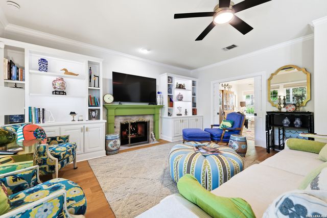 1718 FAWN BLF, San Antonio, TX 78248