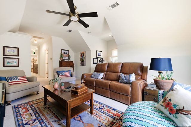 1718 FAWN BLF, San Antonio, TX 78248