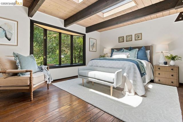 26 Fern Way, Orinda, CA 94563