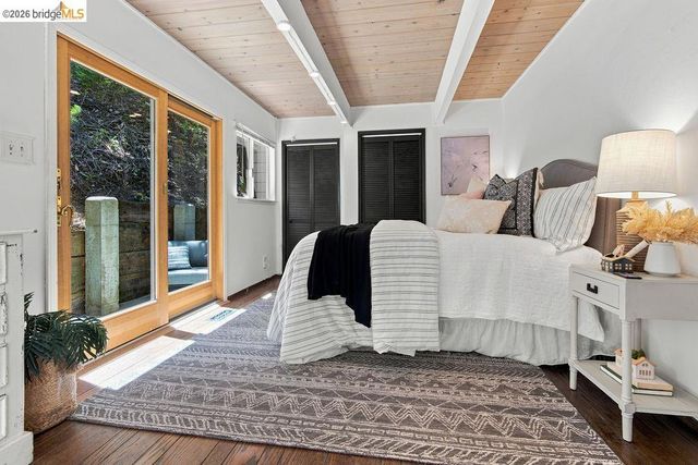 26 Fern Way, Orinda, CA 94563