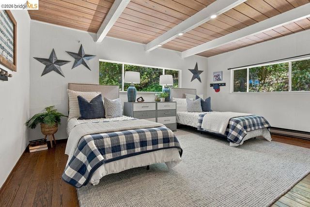 26 Fern Way, Orinda, CA 94563