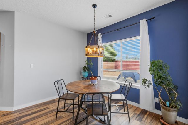 529 Loma Linda Loop NE, Rio Rancho, NM 87124