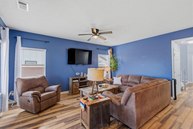 529 Loma Linda Loop NE, Rio Rancho, NM 87124