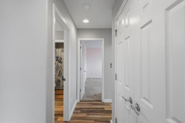 529 Loma Linda Loop NE, Rio Rancho, NM 87124