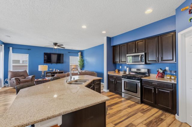 529 Loma Linda Loop NE, Rio Rancho, NM 87124